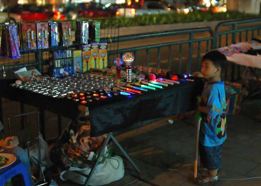 Bangkok_Sidewalk